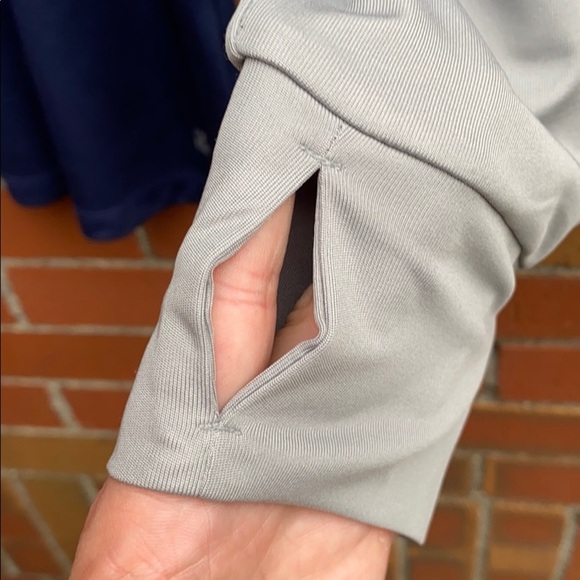 New York Yankees half zip top - Picture 5 of 7